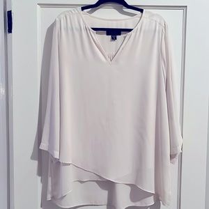 White blouse. Karen Kane size 1X